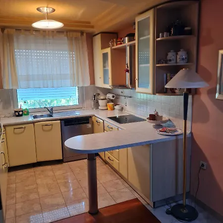 Apartment Znjan